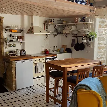 Old Town Getaway! Apartment